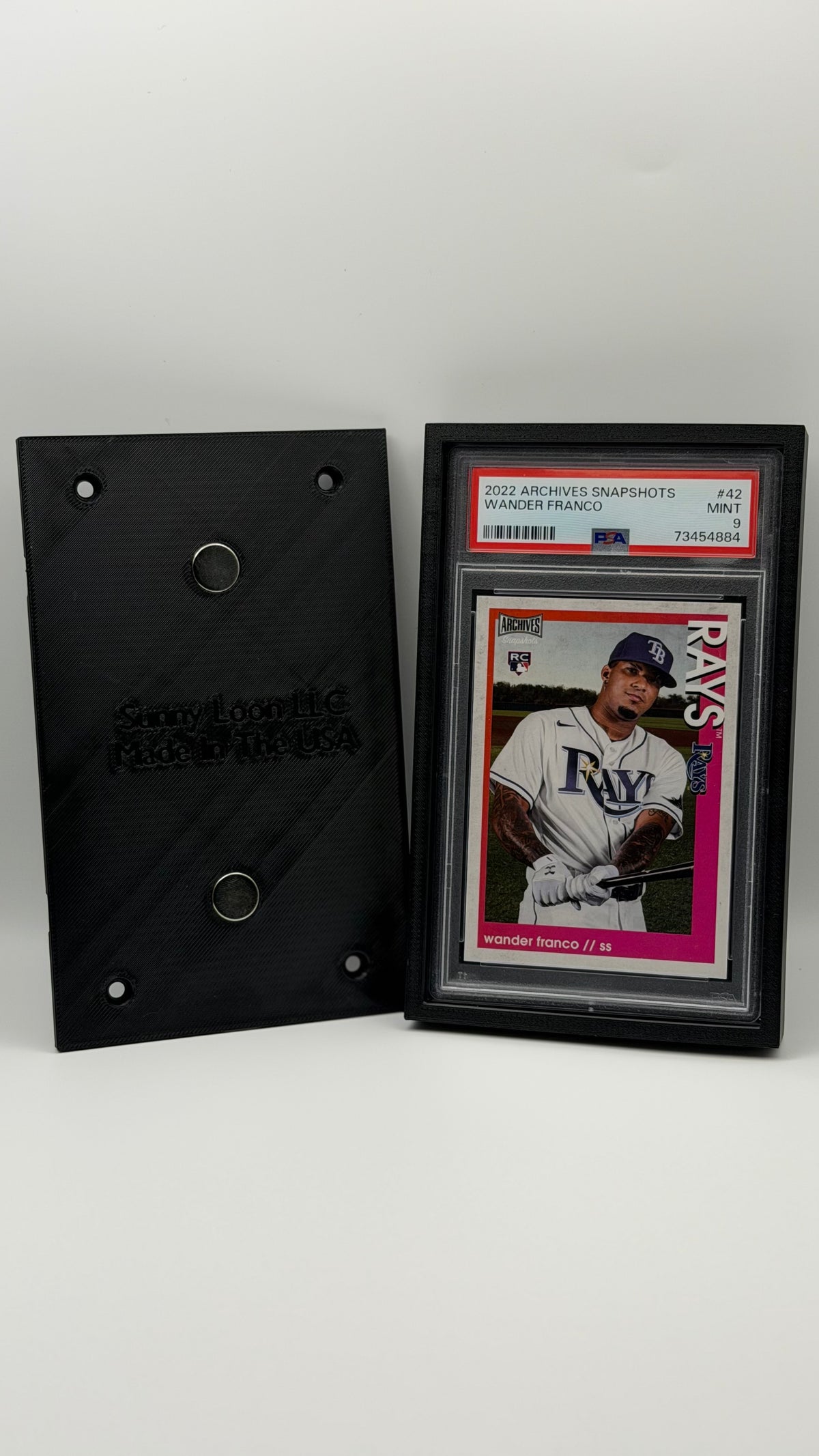 LoonLock Solo - PSA Graded Slab Wall Mount Display